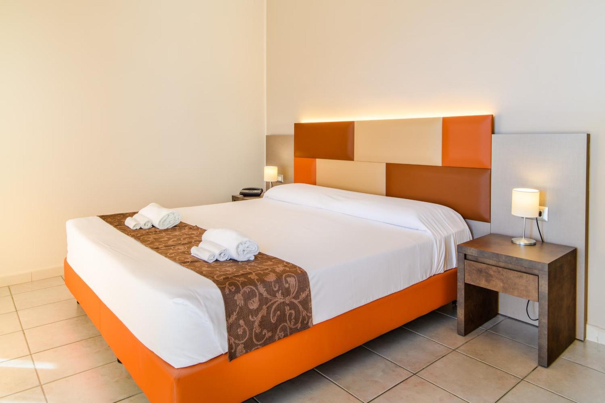 Hotel Tirreno Sapri Bagian luar foto